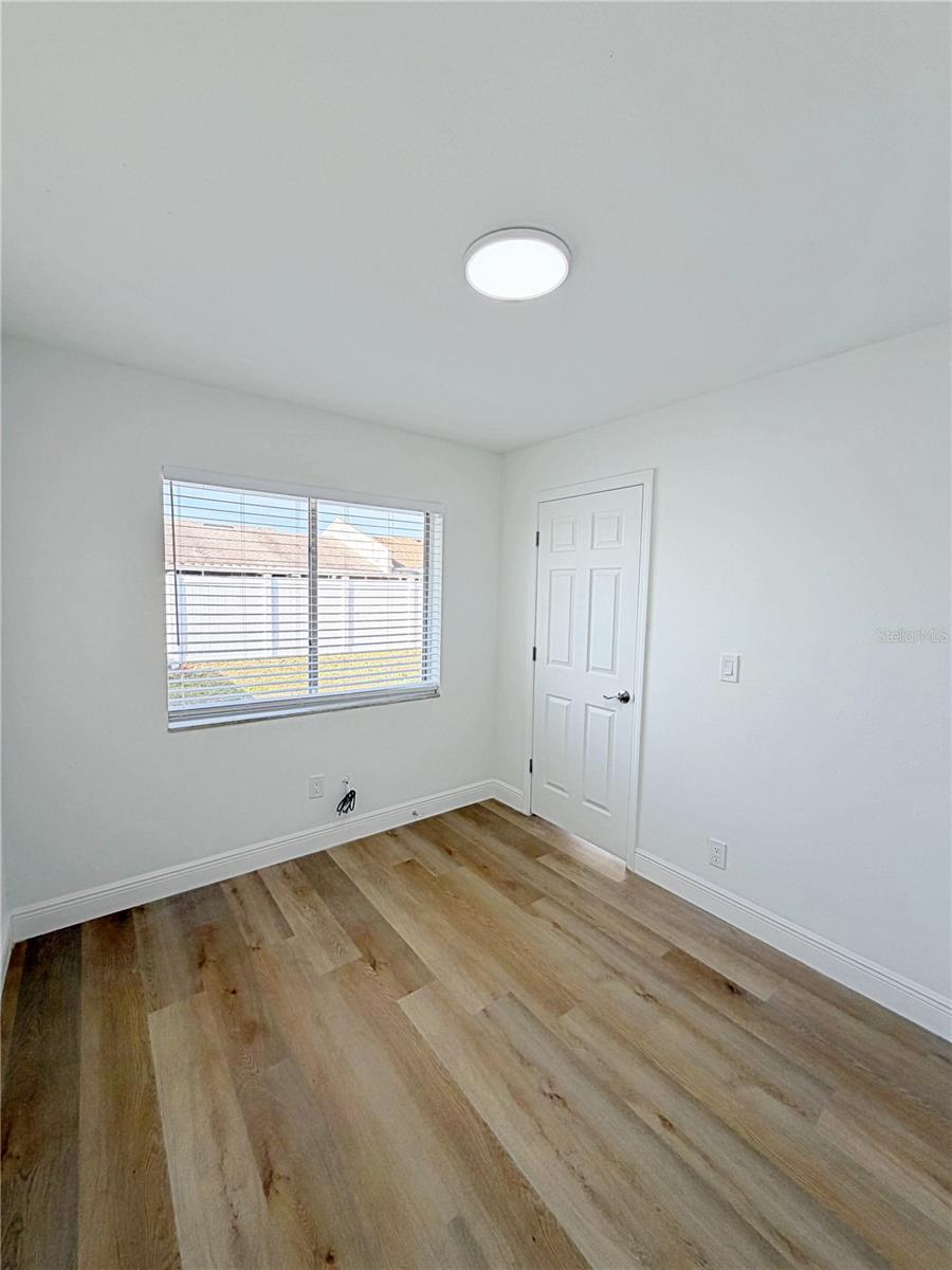 SKY LAKE SOUTH - Residential