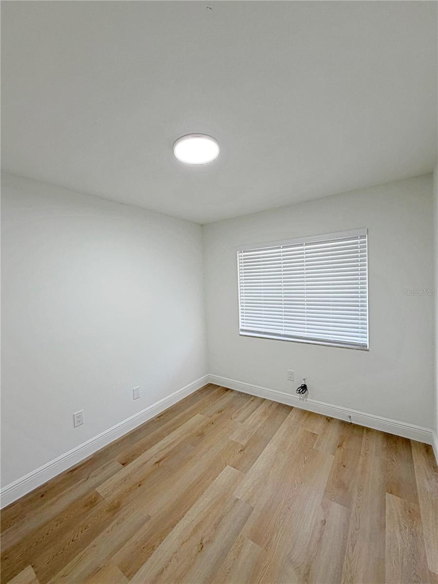 SKY LAKE SOUTH - Residential