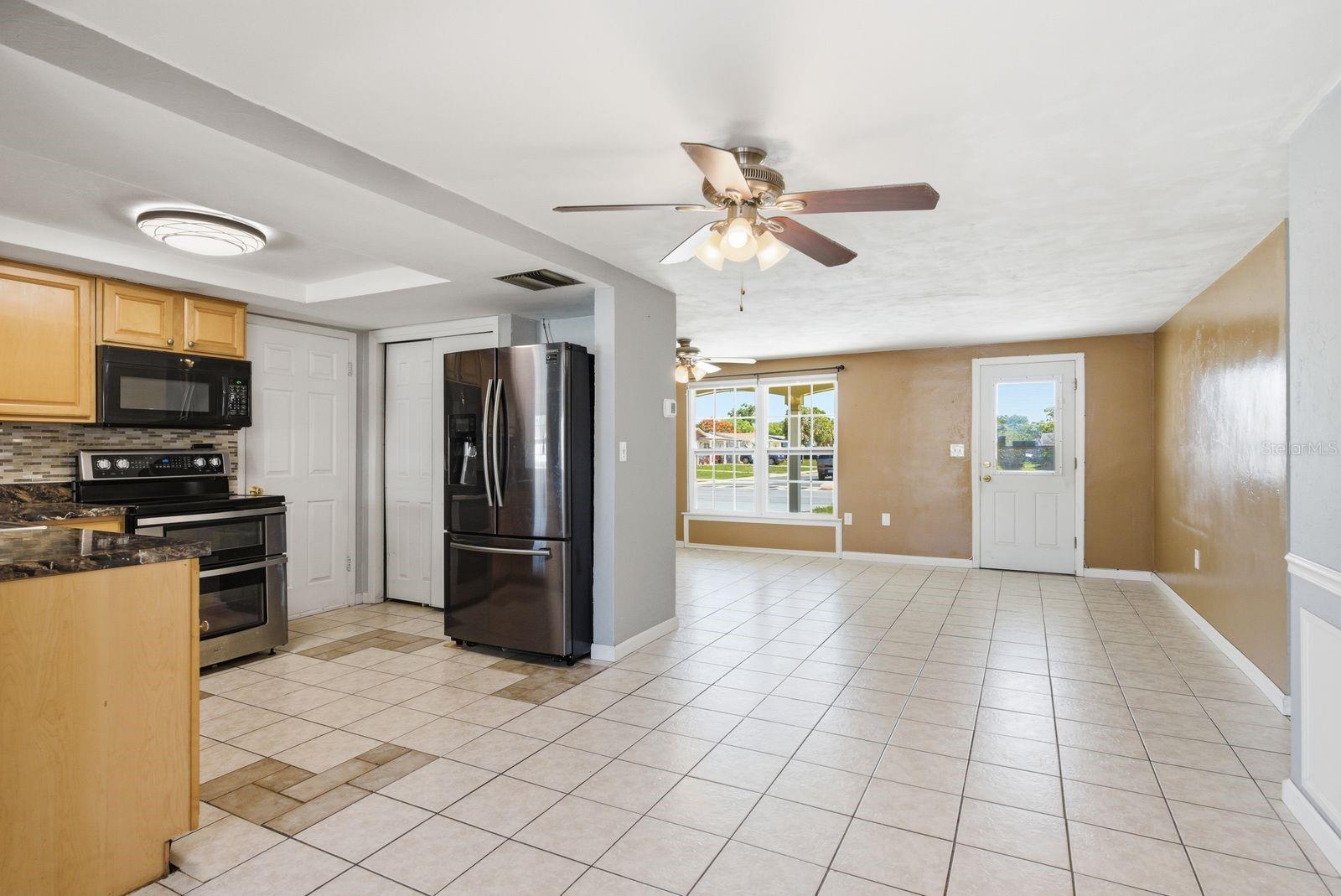 BEACON SQUARE - Residential
