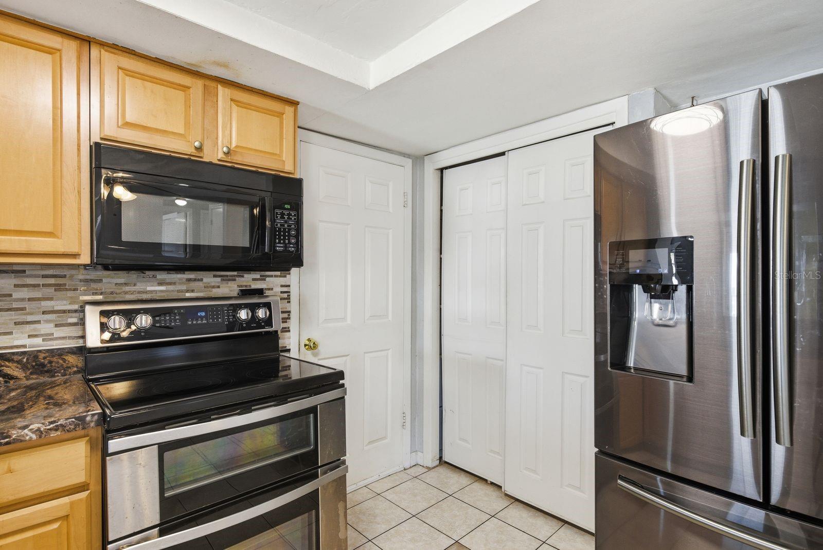 BEACON SQUARE - Residential