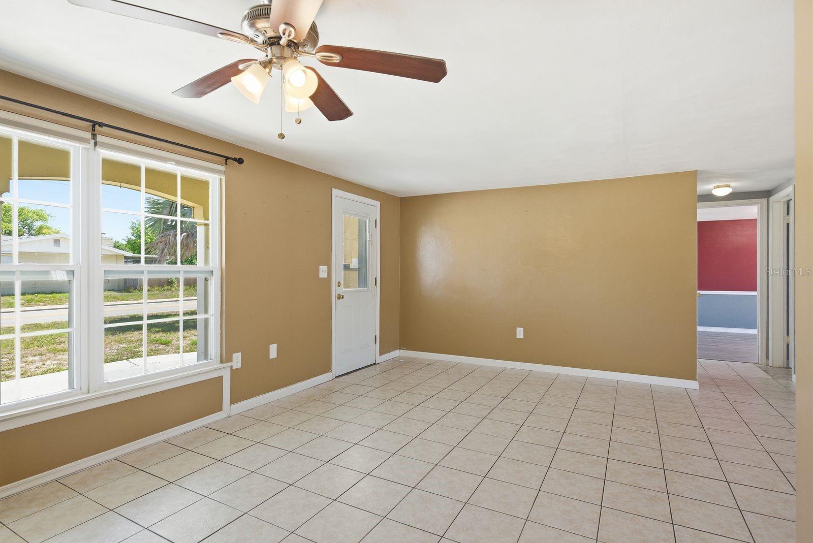 BEACON SQUARE - Residential