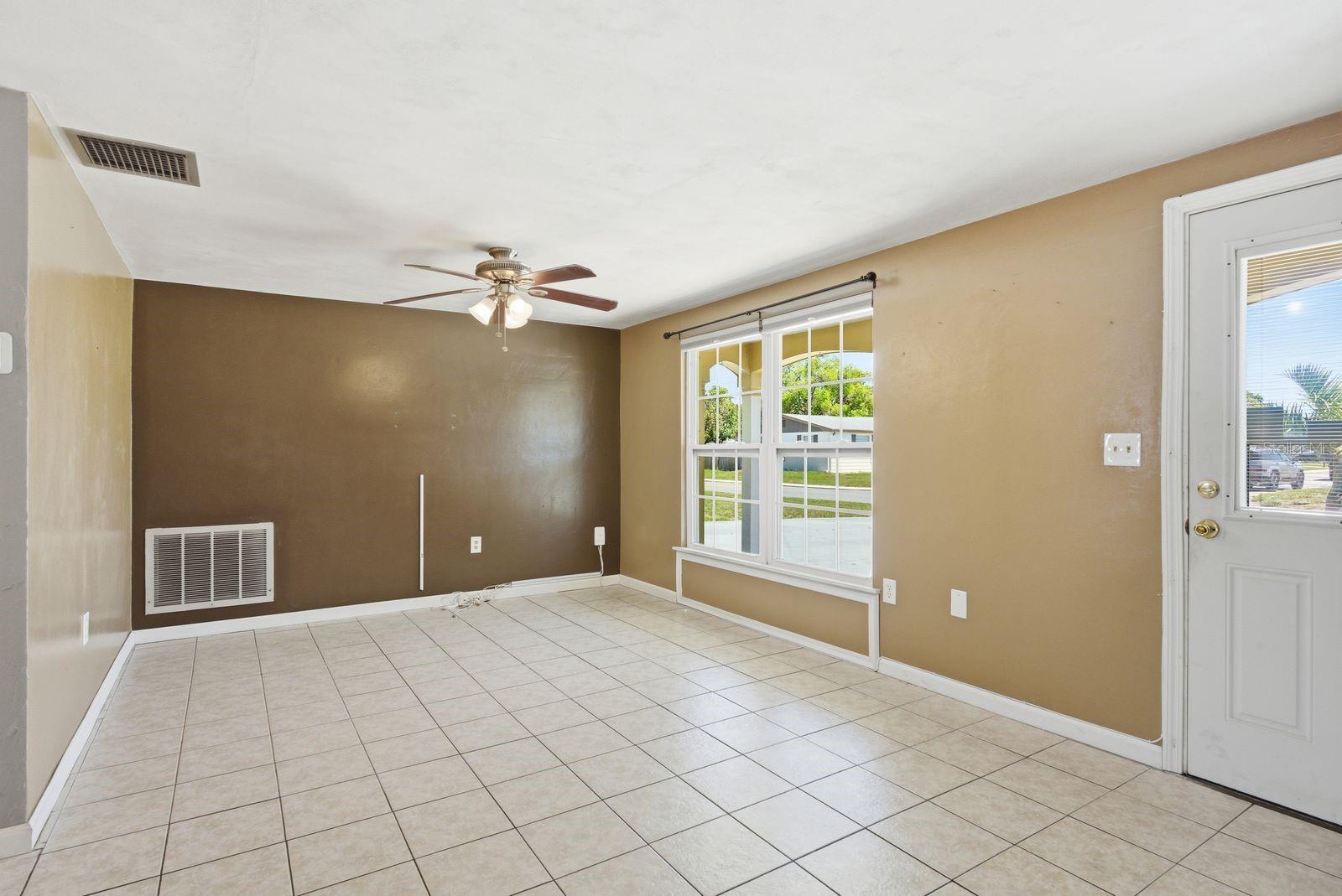 BEACON SQUARE - Residential