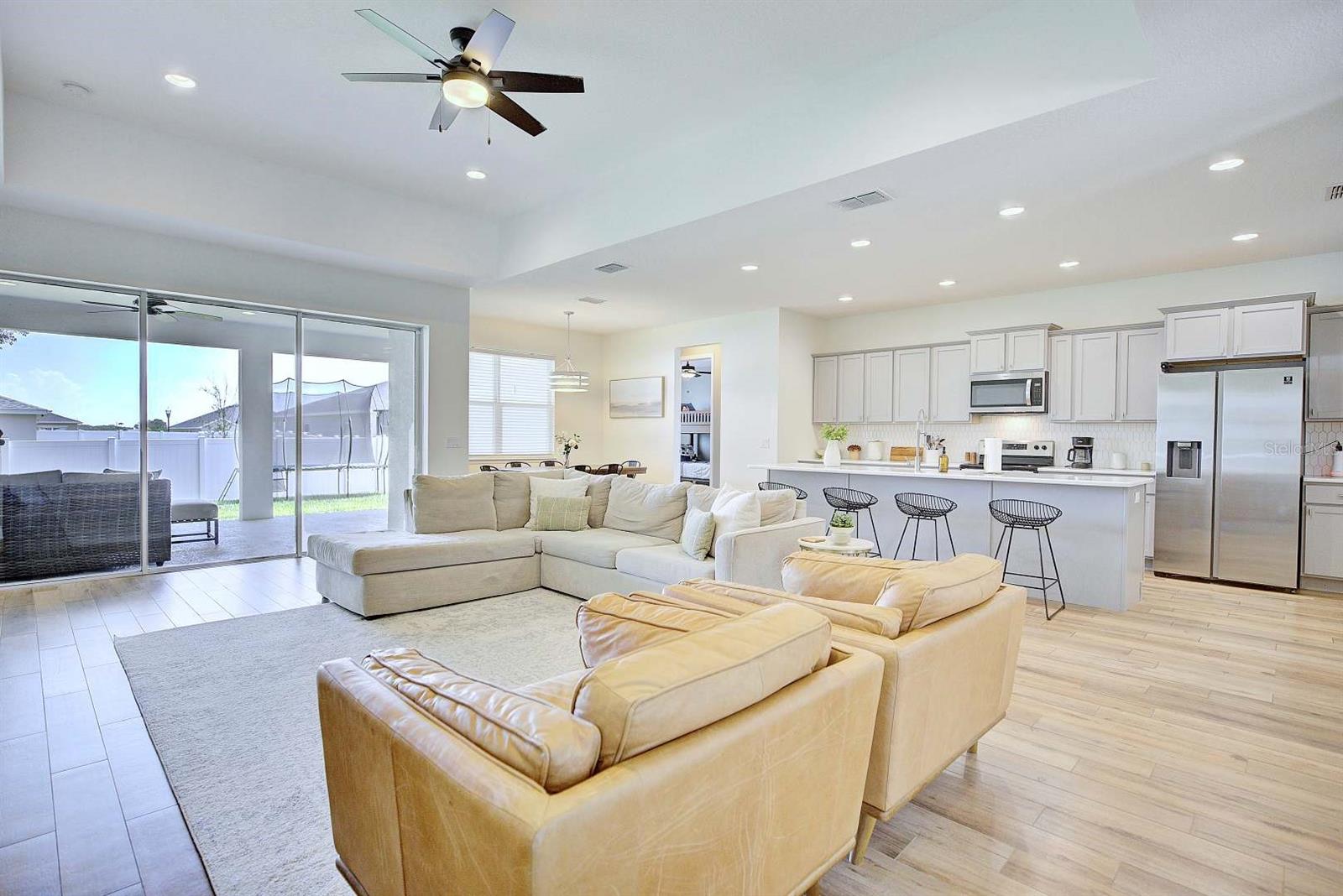 1415 MAGNOLIA LANE