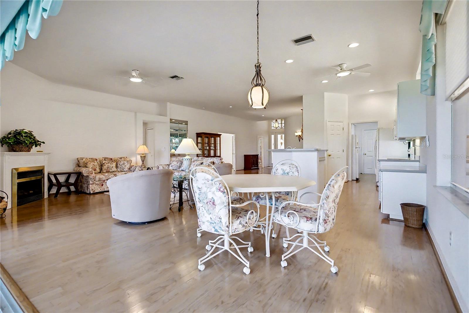 SEMINOLE LAKES PH 04 - Residential