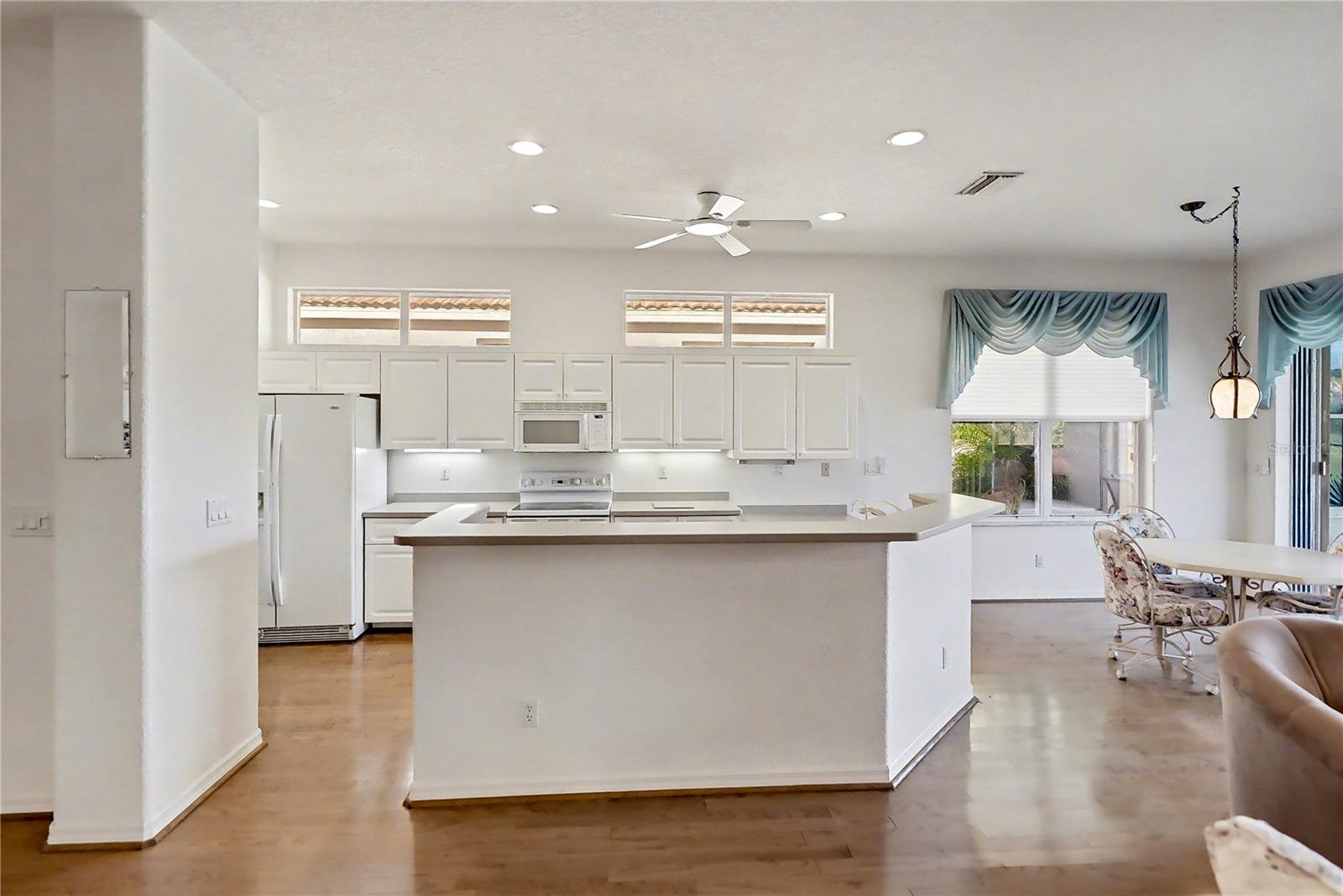 SEMINOLE LAKES PH 04 - Residential