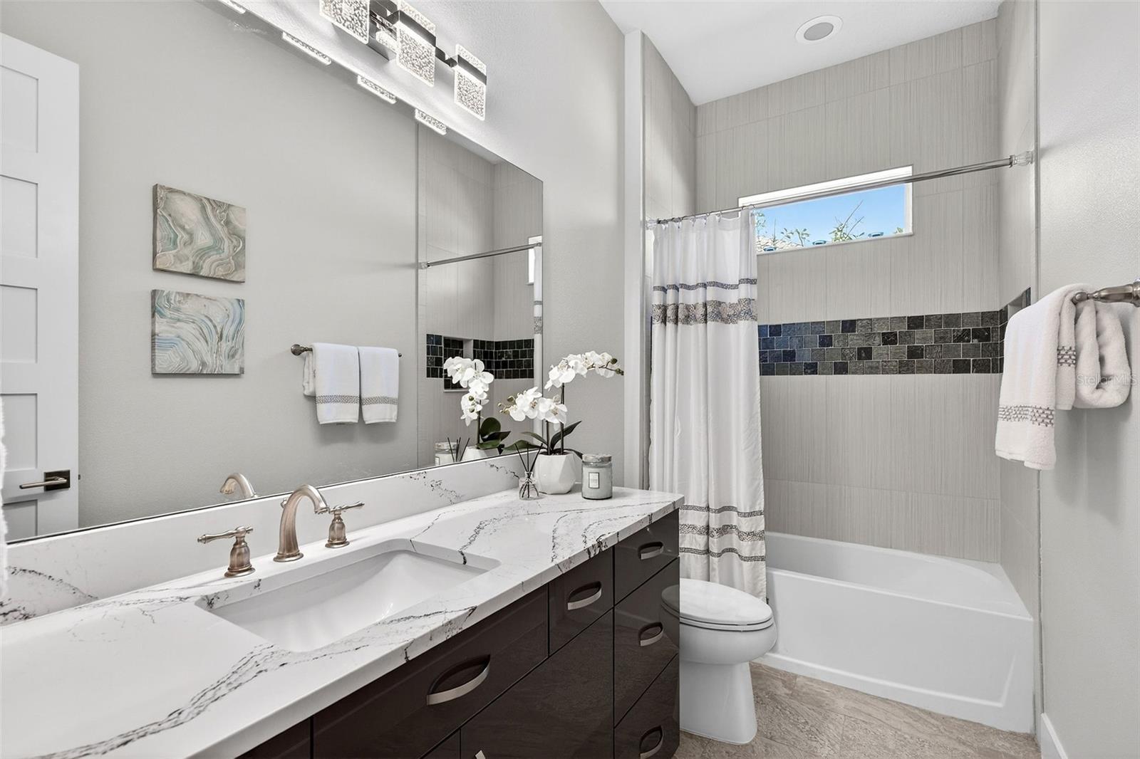 PLANTATION BAY SEC 2A-F UN 4 - Residential