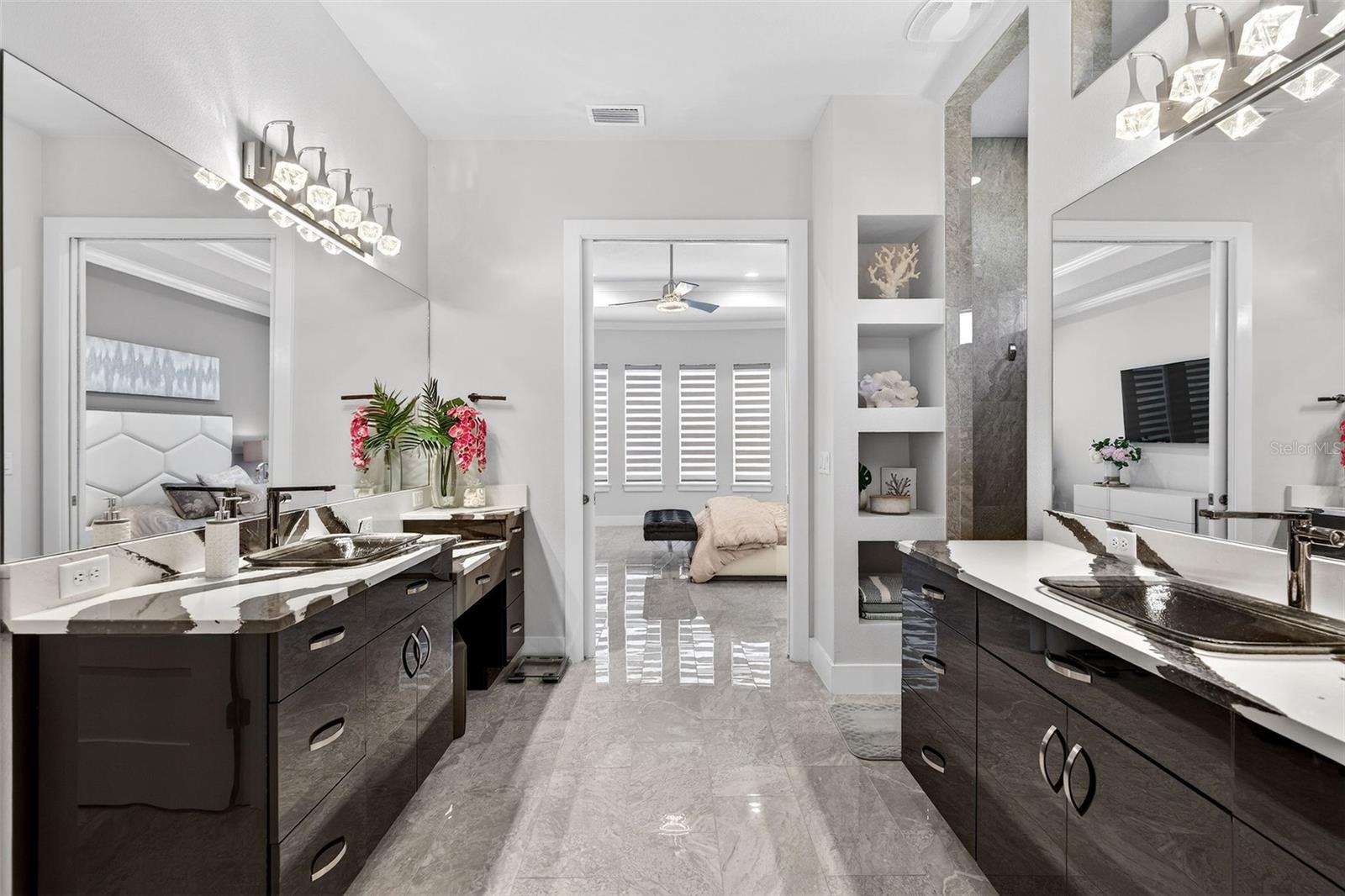 PLANTATION BAY SEC 2A-F UN 4 - Residential