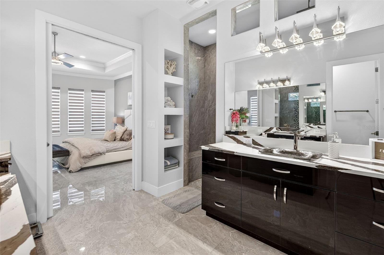 PLANTATION BAY SEC 2A-F UN 4 - Residential