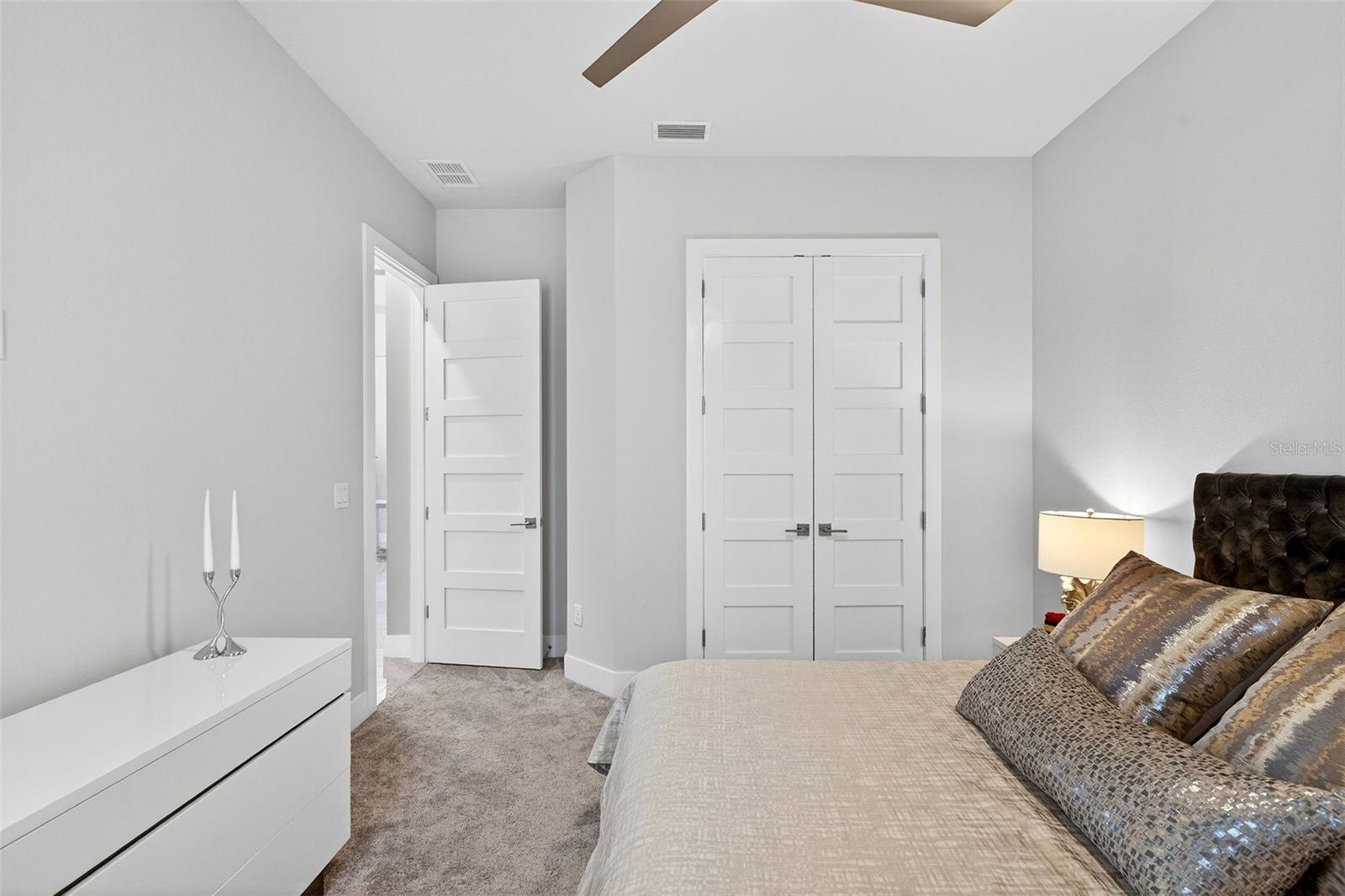 PLANTATION BAY SEC 2A-F UN 4 - Residential