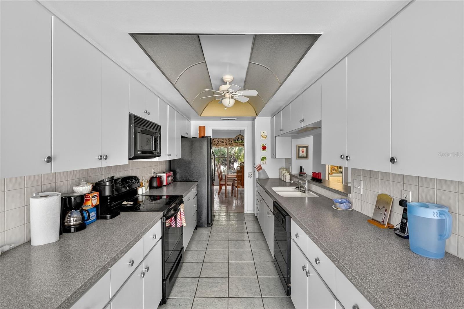 AMBLEWOOD GULF TRACE - Residential