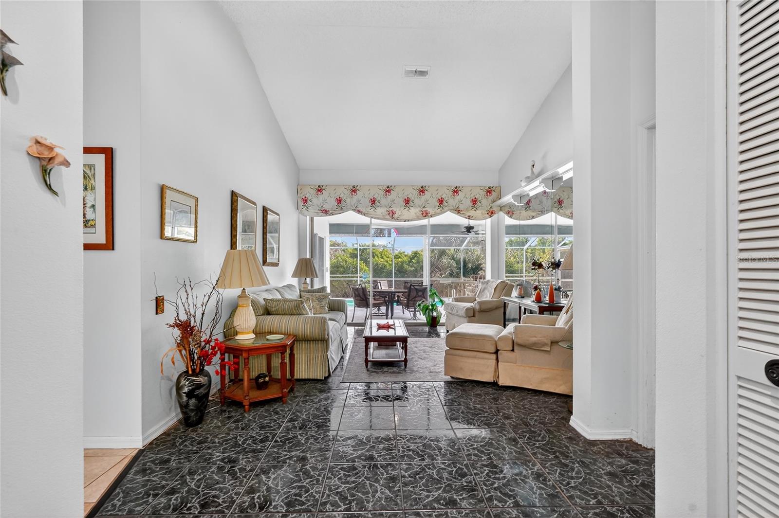 AMBLEWOOD GULF TRACE - Residential