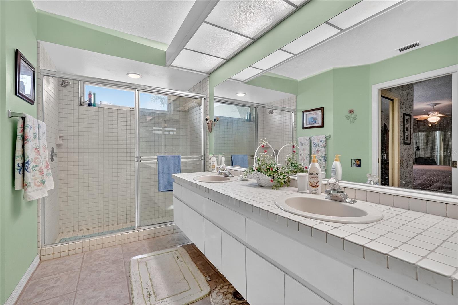 AMBLEWOOD GULF TRACE - Residential