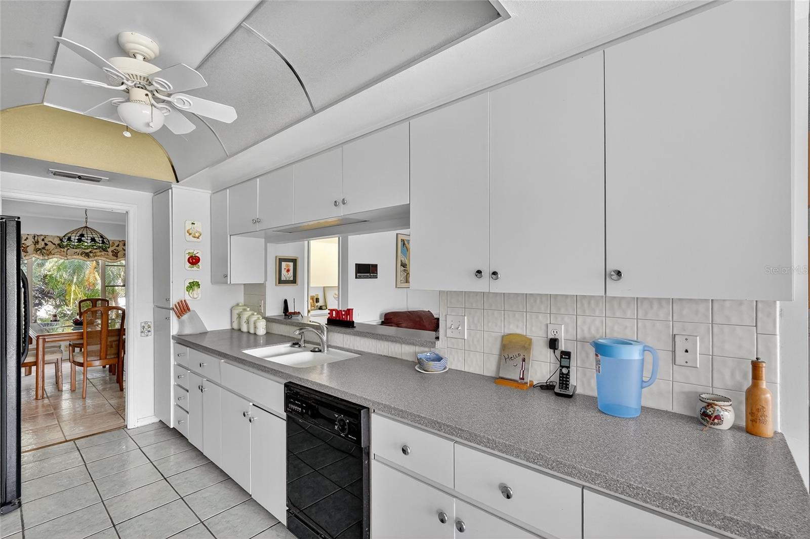 AMBLEWOOD GULF TRACE - Residential
