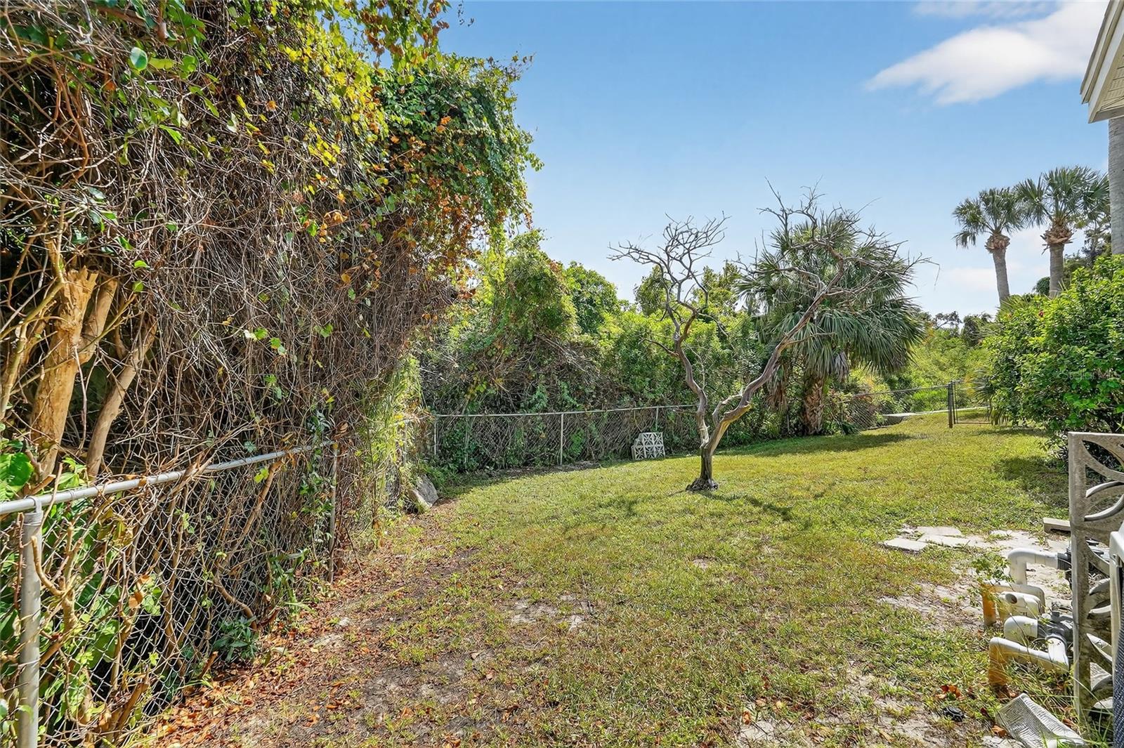 AMBLEWOOD GULF TRACE - Residential