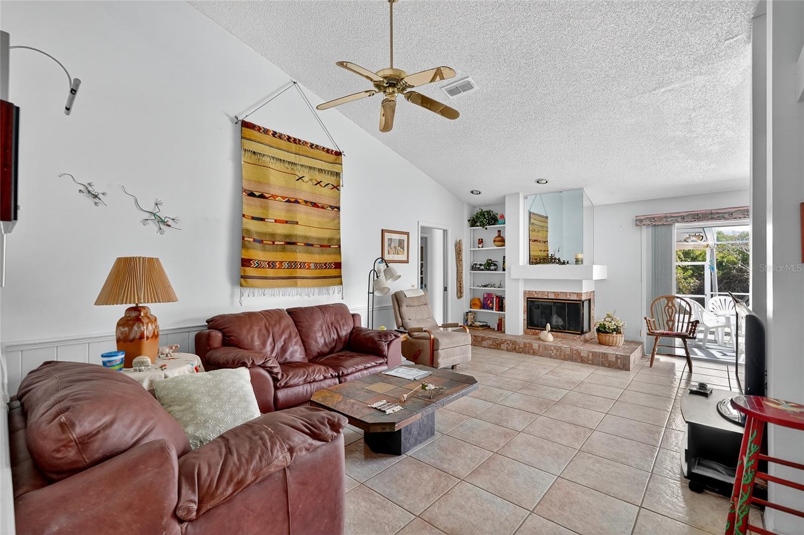 AMBLEWOOD GULF TRACE - Residential
