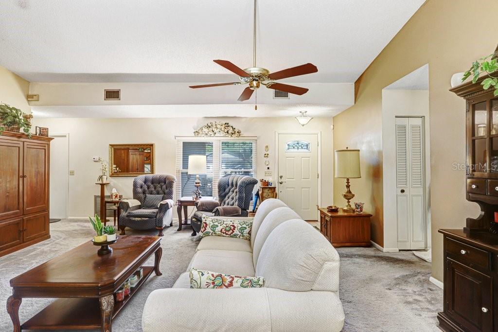 SETTLERS POINTE SEC A UN 1 - Residential