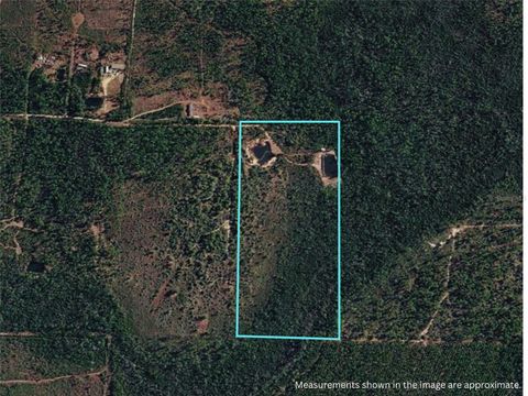 Photo of 16923 Aawsaw Ln, Fountain, FL 32438 (MLS # S5147566)