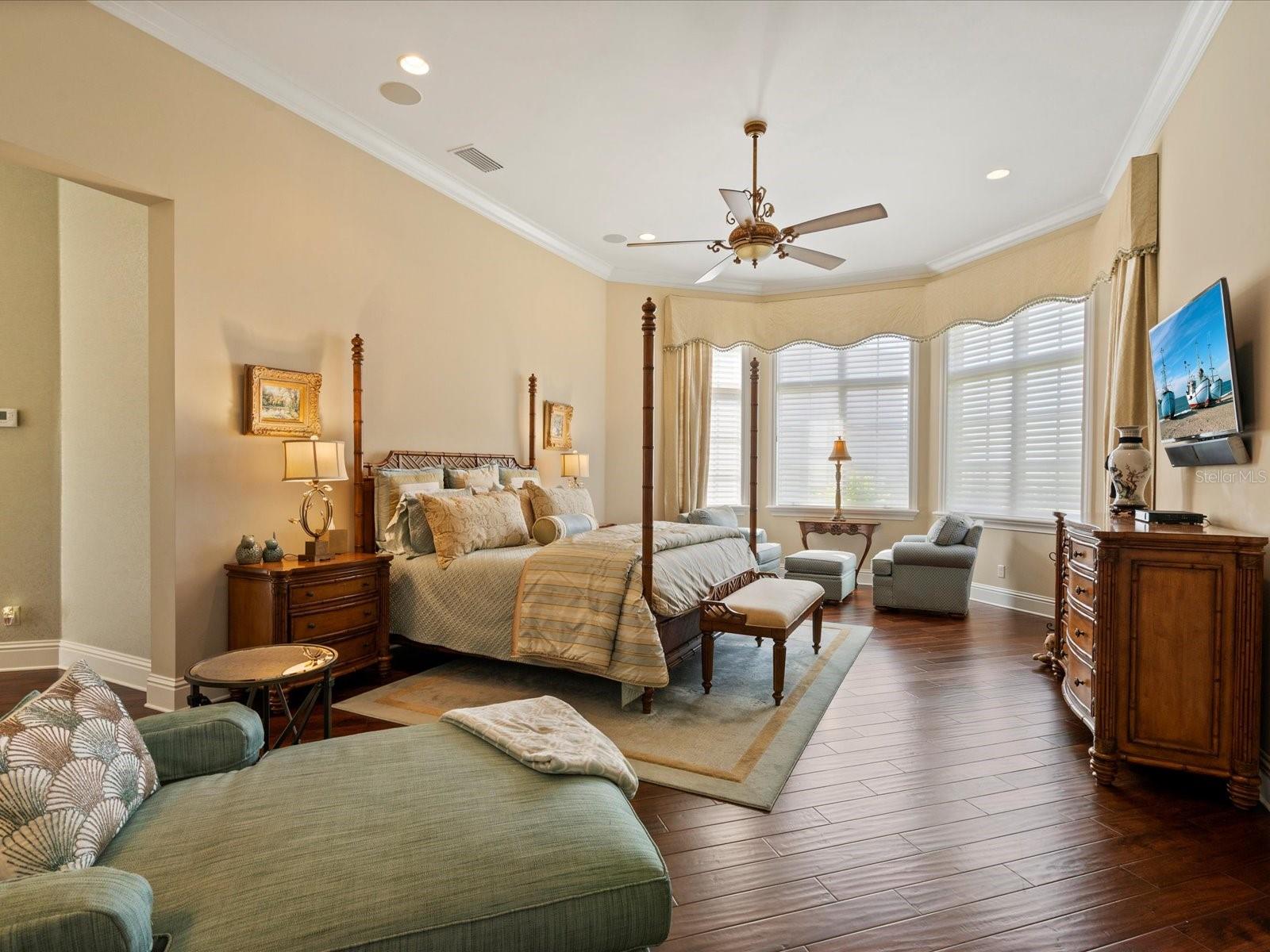 BELLA COLLINA SUB - Residential