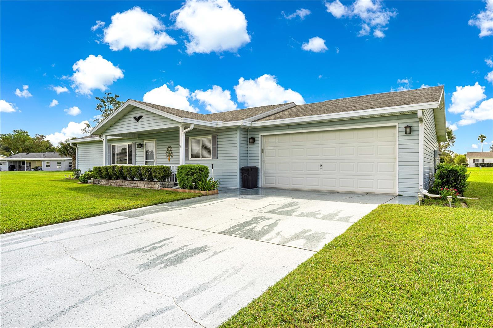 SPRUCE CREEK SOUTH - Residential
