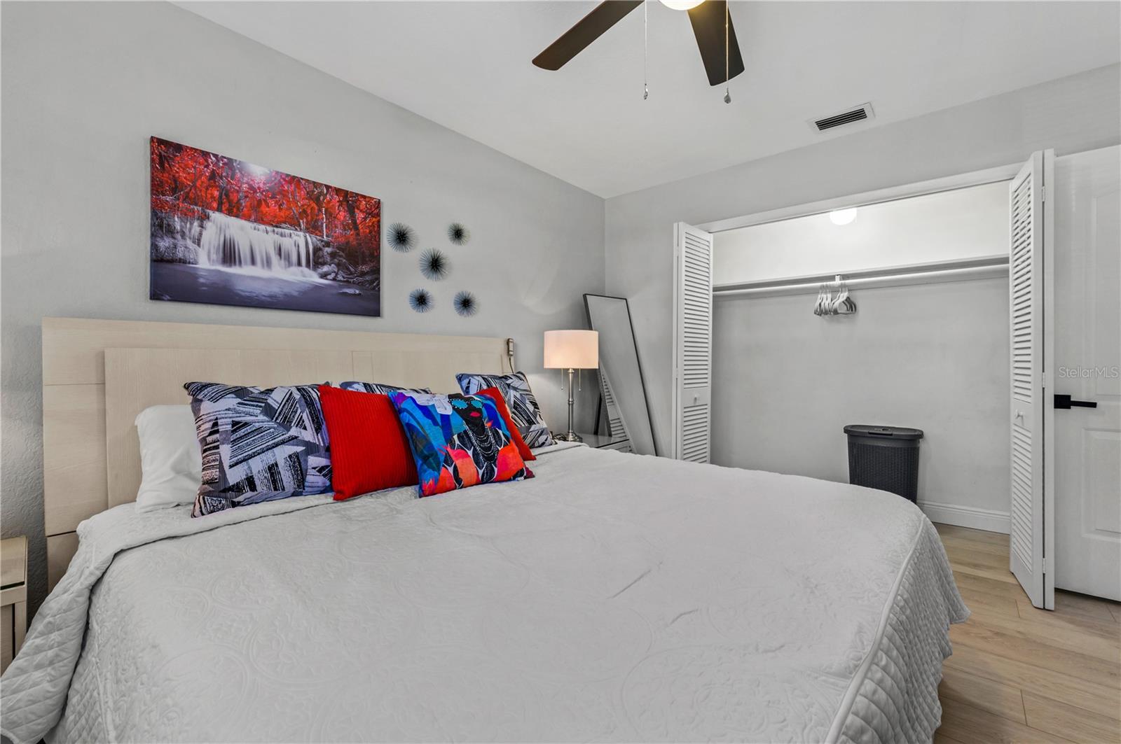 KEENE GROVES - Residential