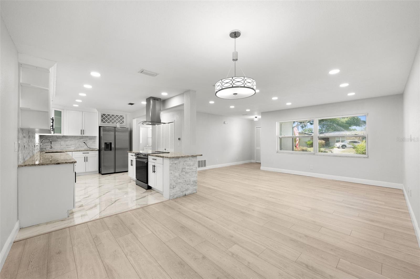 KEENE GROVES - Residential