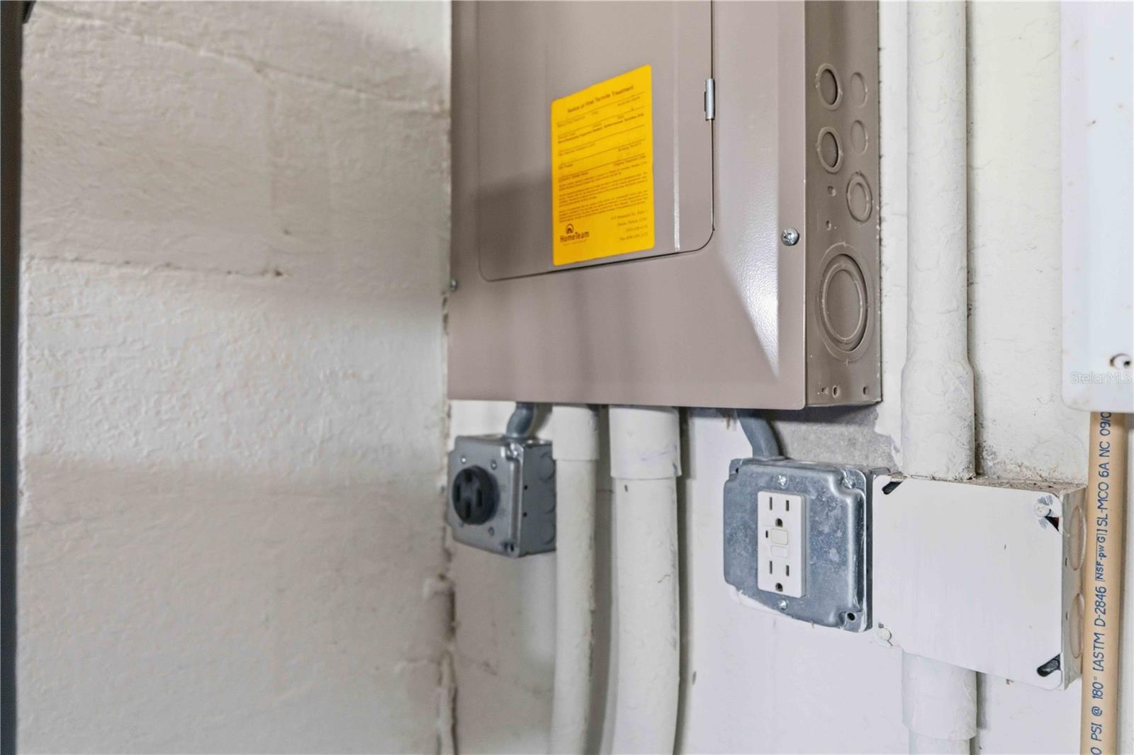 PALMA SOLA TRACE - Residential