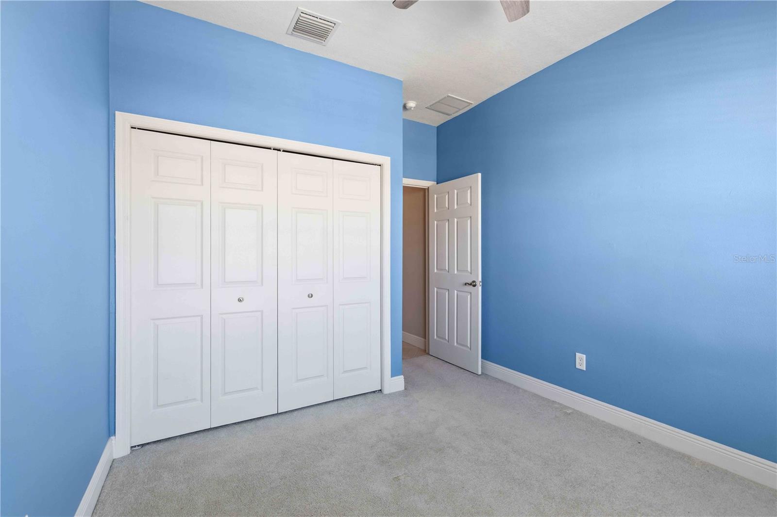 PALMA SOLA TRACE - Residential