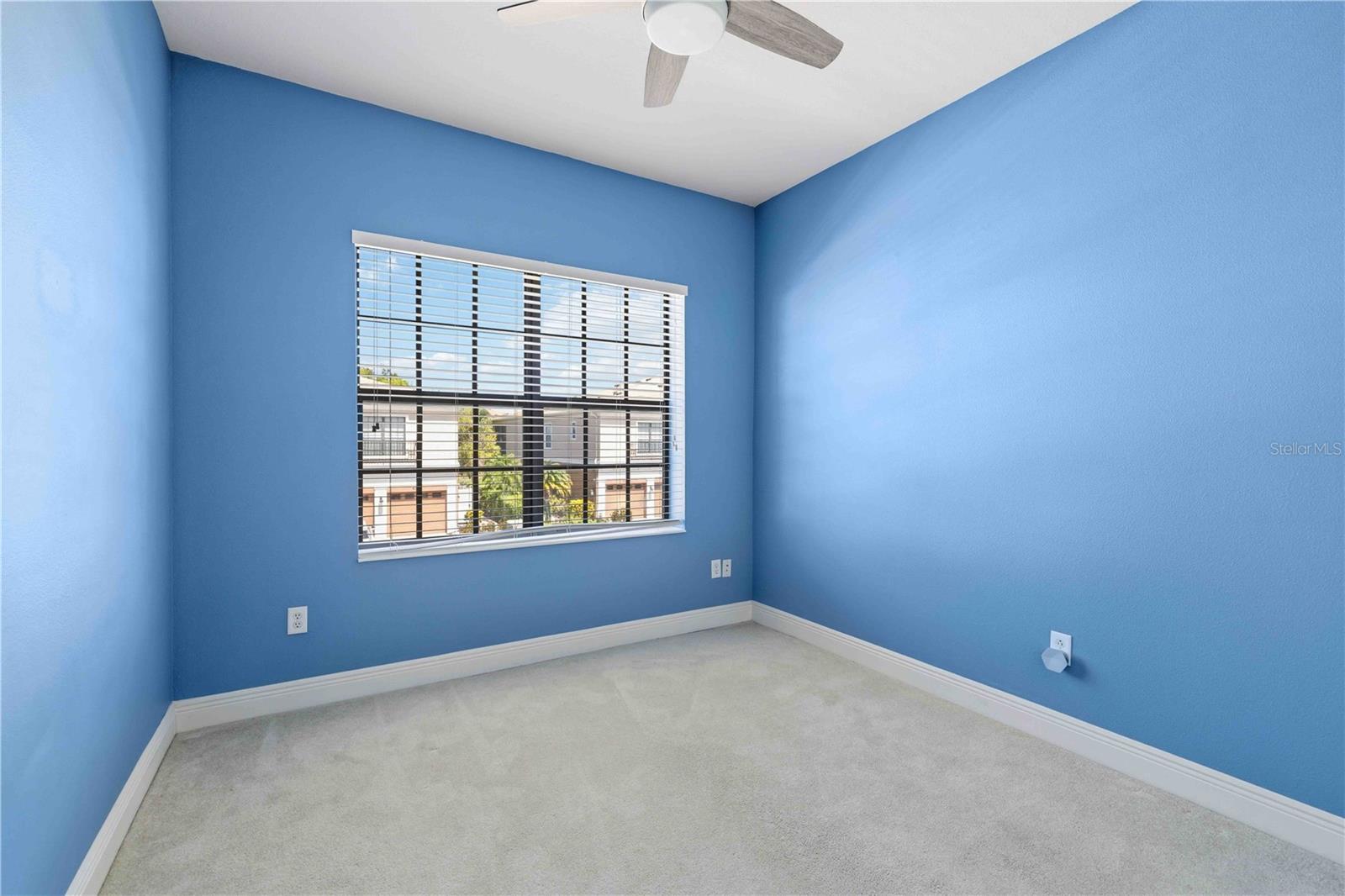 PALMA SOLA TRACE - Residential