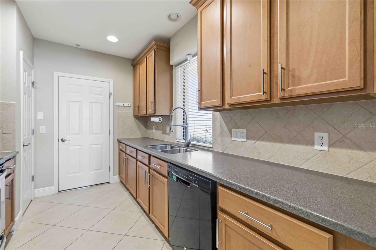 PALMA SOLA TRACE - Residential