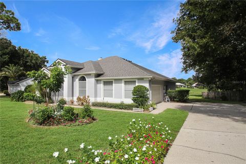 A home in APOPKA