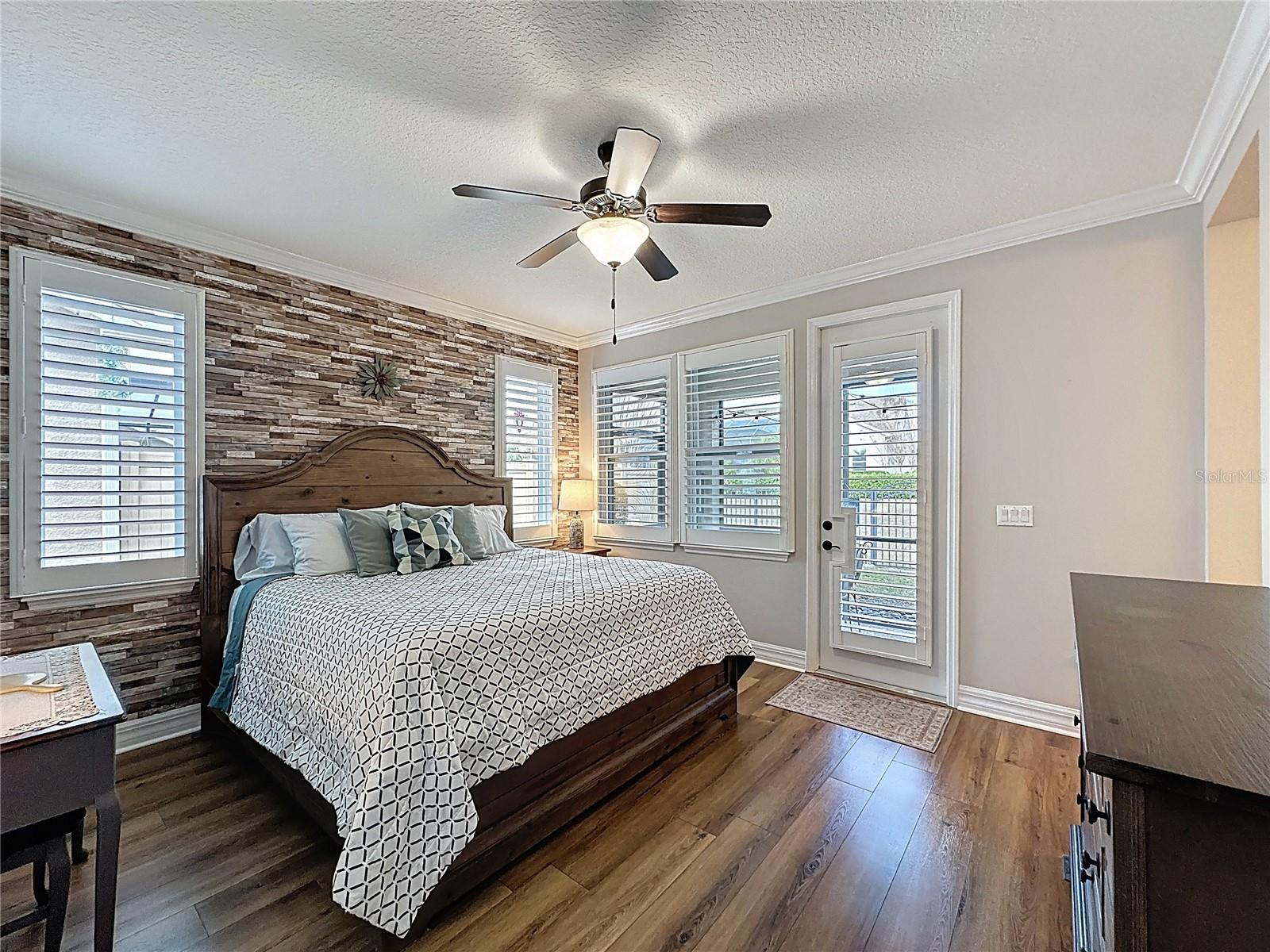 CASCADES OF GROVELAND (TRILOGY) - Residential