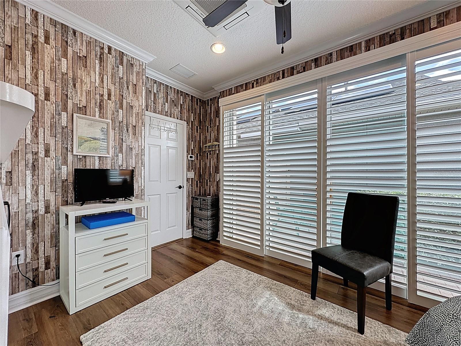 CASCADES OF GROVELAND (TRILOGY) - Residential