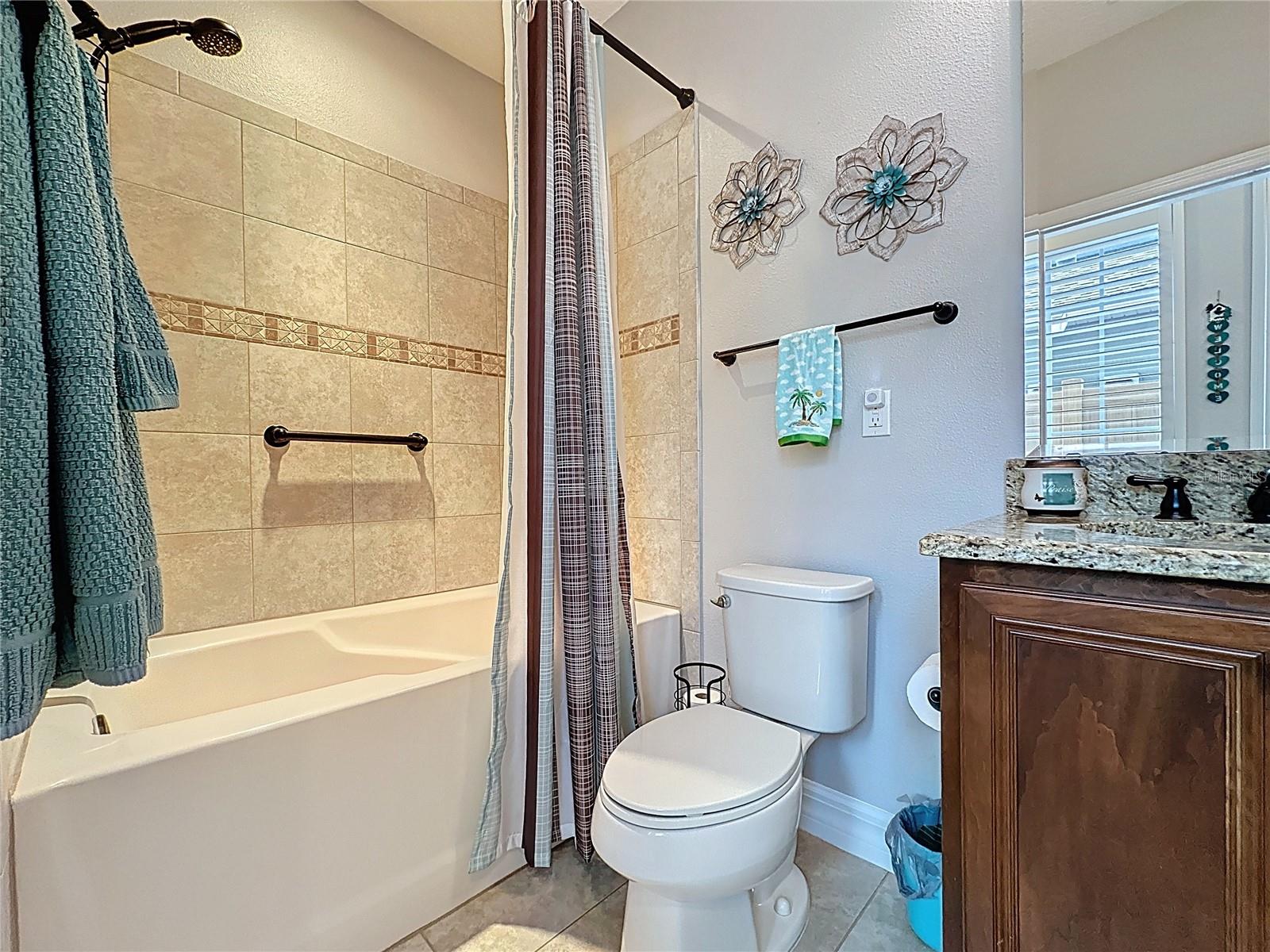 CASCADES OF GROVELAND (TRILOGY) - Residential