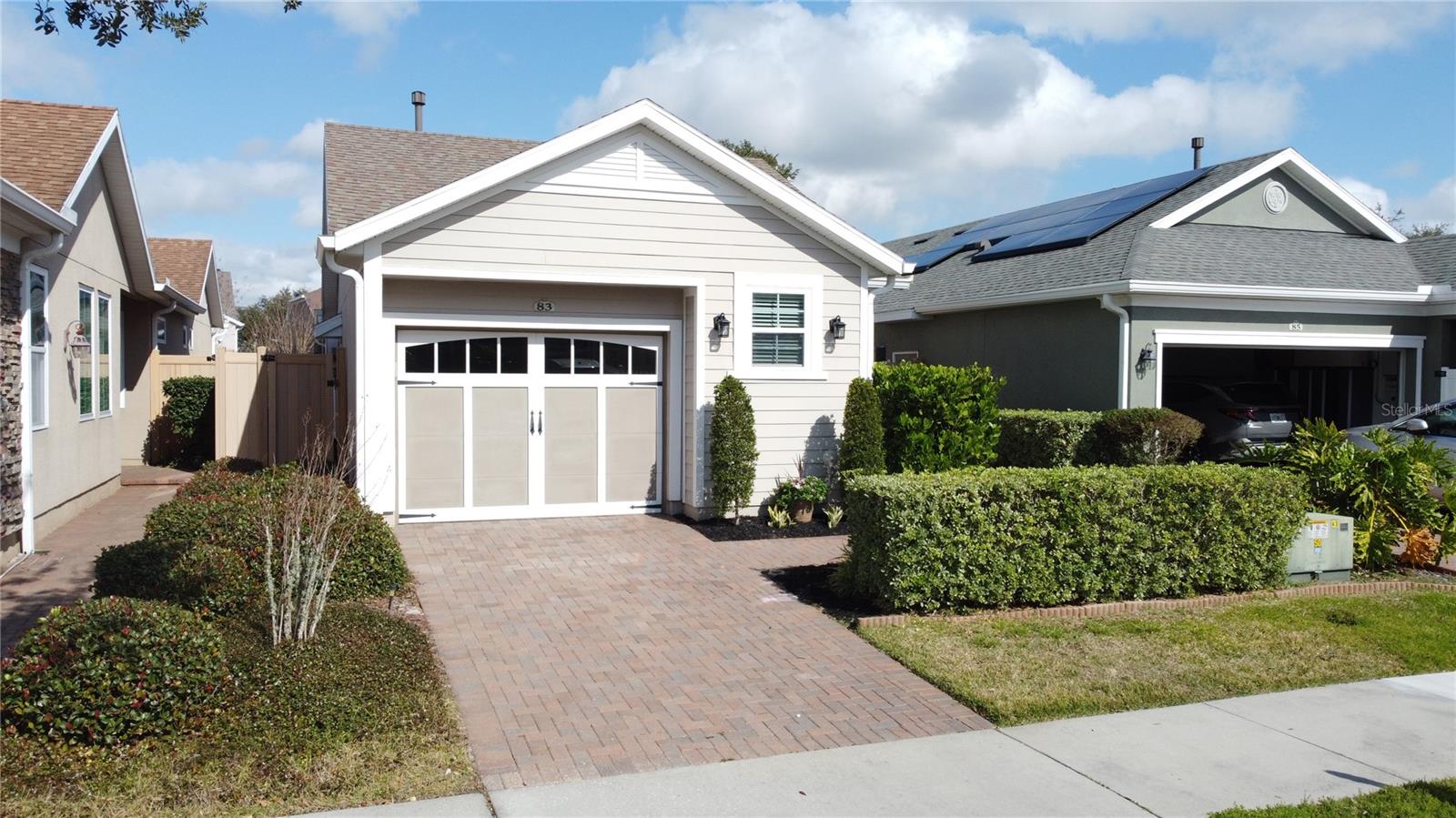 CASCADES OF GROVELAND (TRILOGY) - Residential