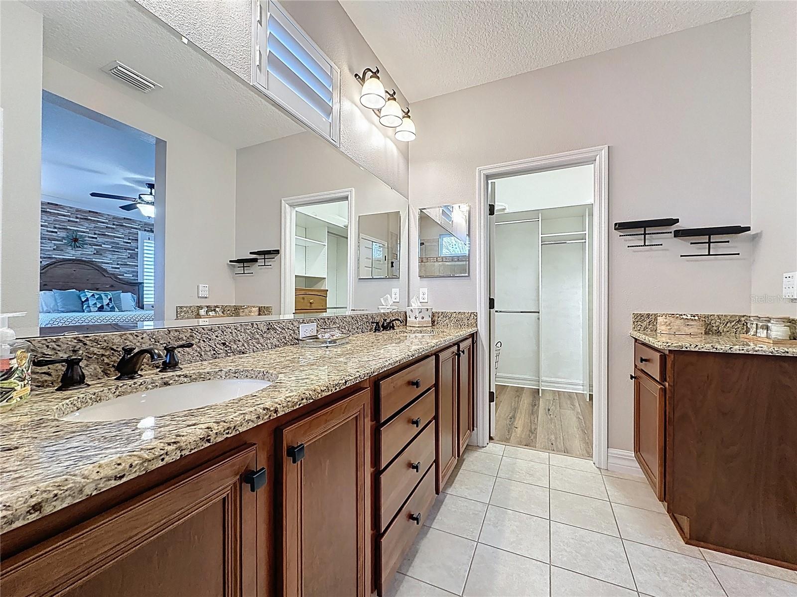 CASCADES OF GROVELAND (TRILOGY) - Residential