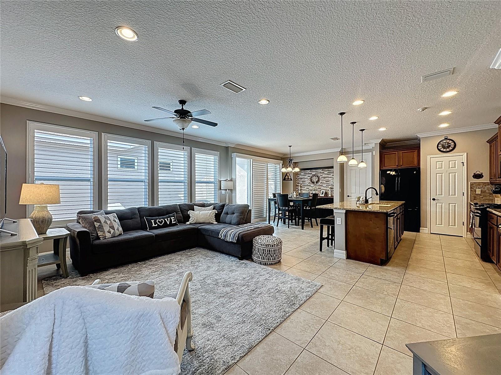 CASCADES OF GROVELAND (TRILOGY) - Residential