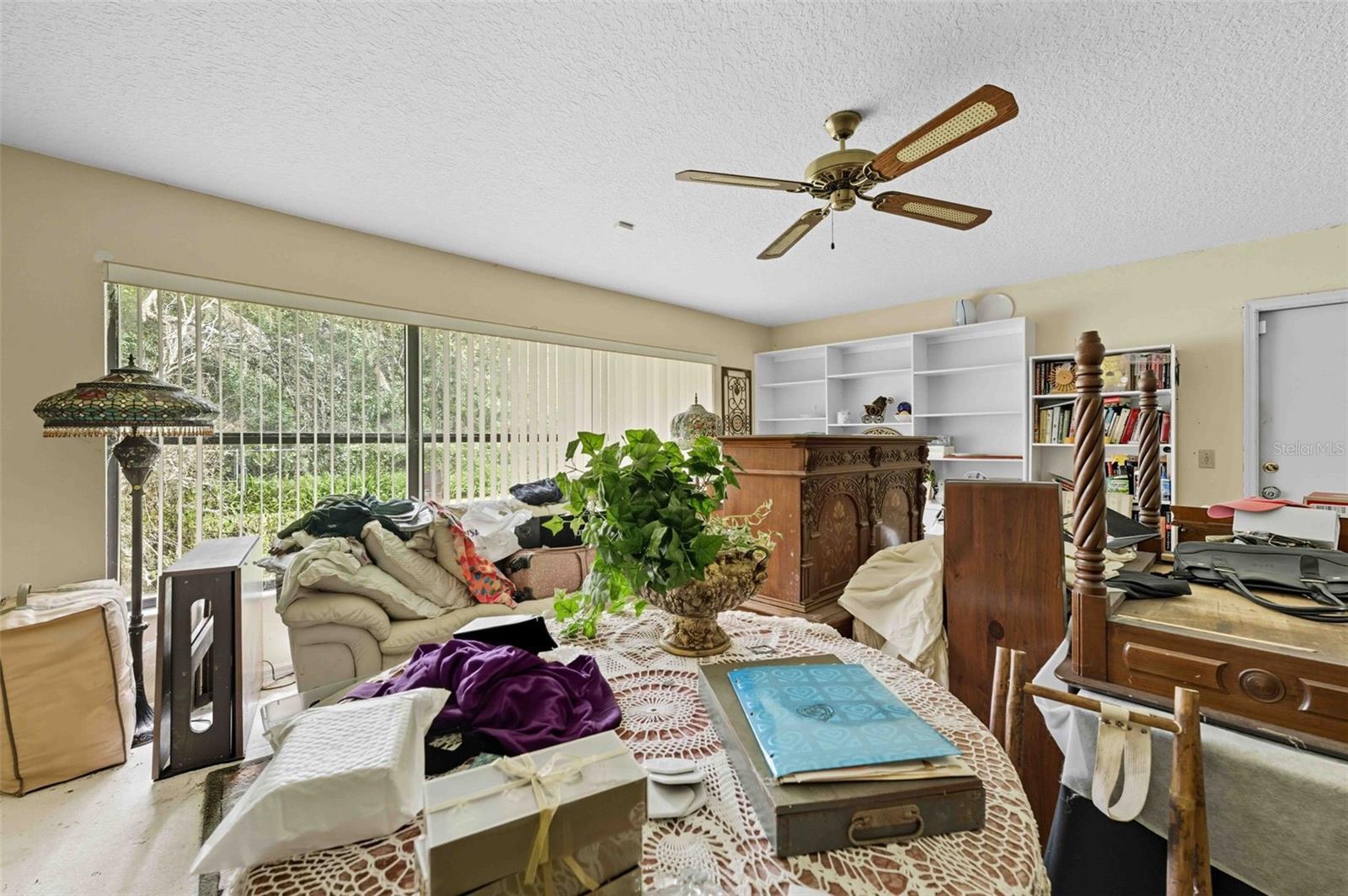 LAKEWOOD - Residential
