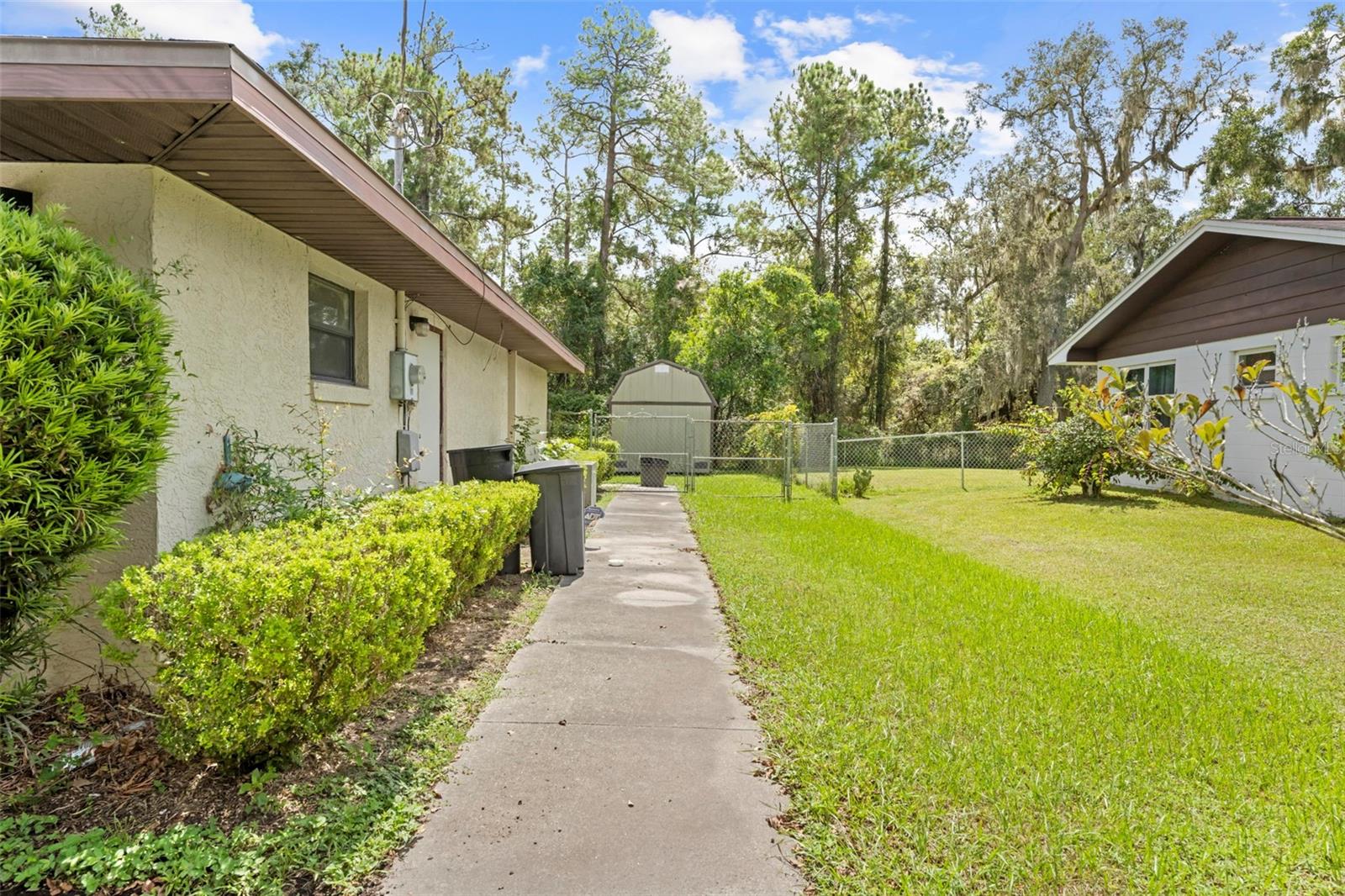 LAKEWOOD - Residential