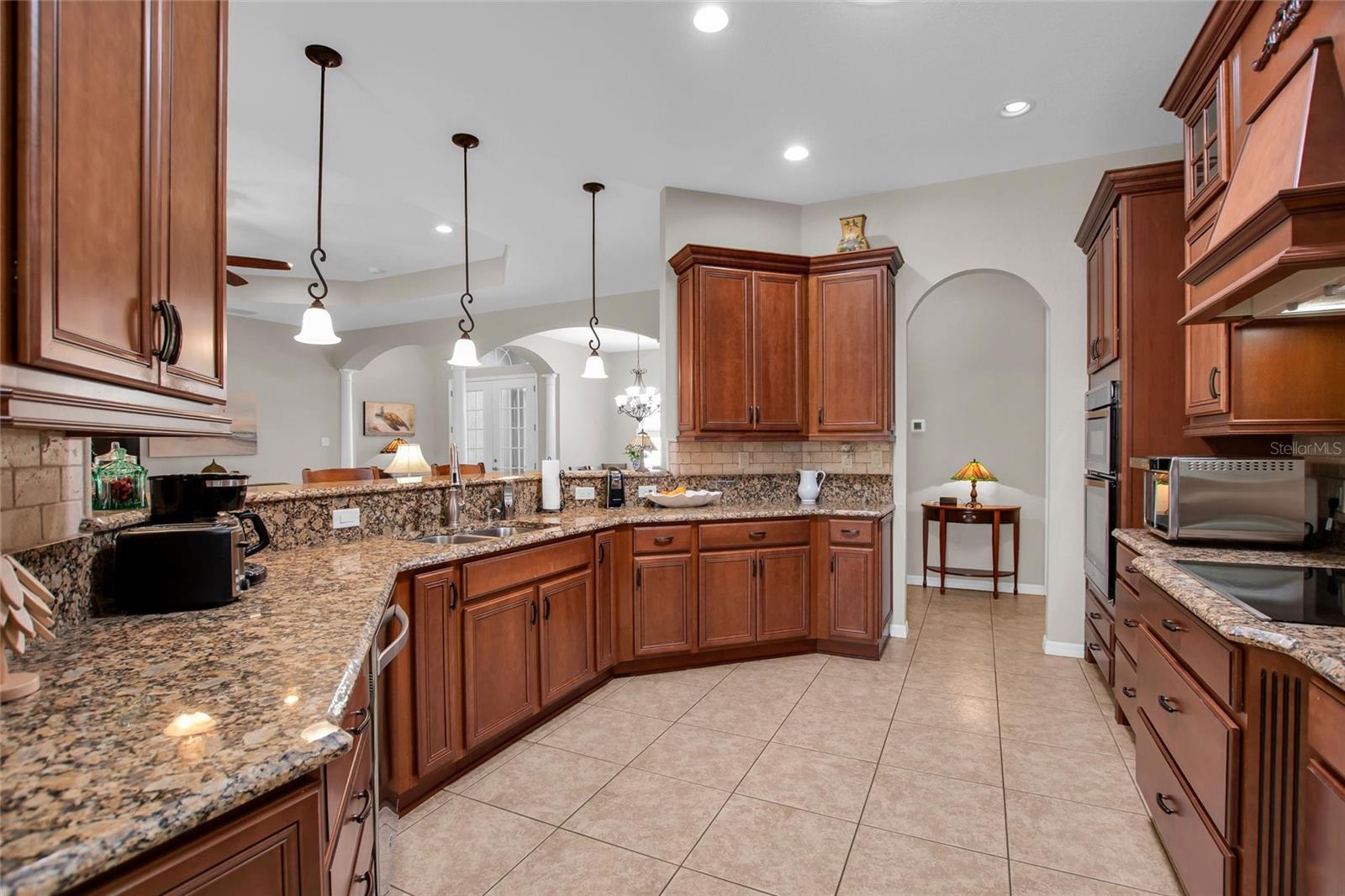 LAKE ASHTON GOLF CLUB PHASE VI - Residential