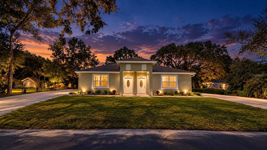 Photo of 407 Beckley Street, Kissimmee, FL 34744 (MLS # S5159267)