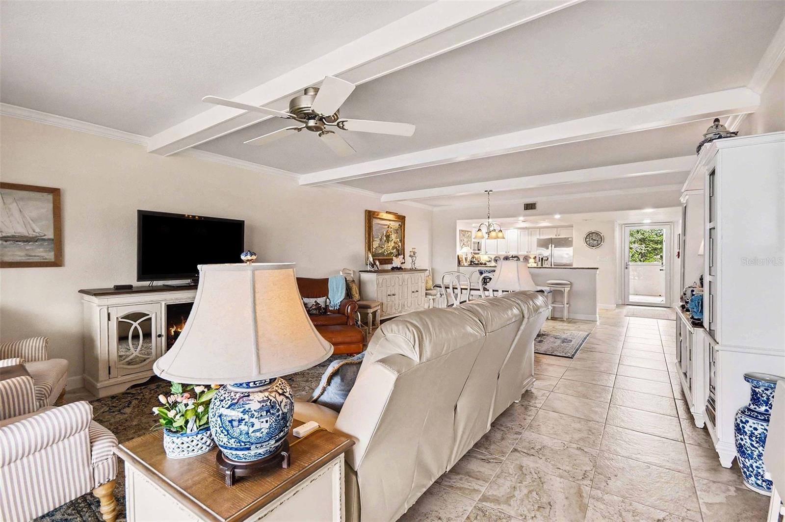 BANYAN POINT PH 02 - Residential