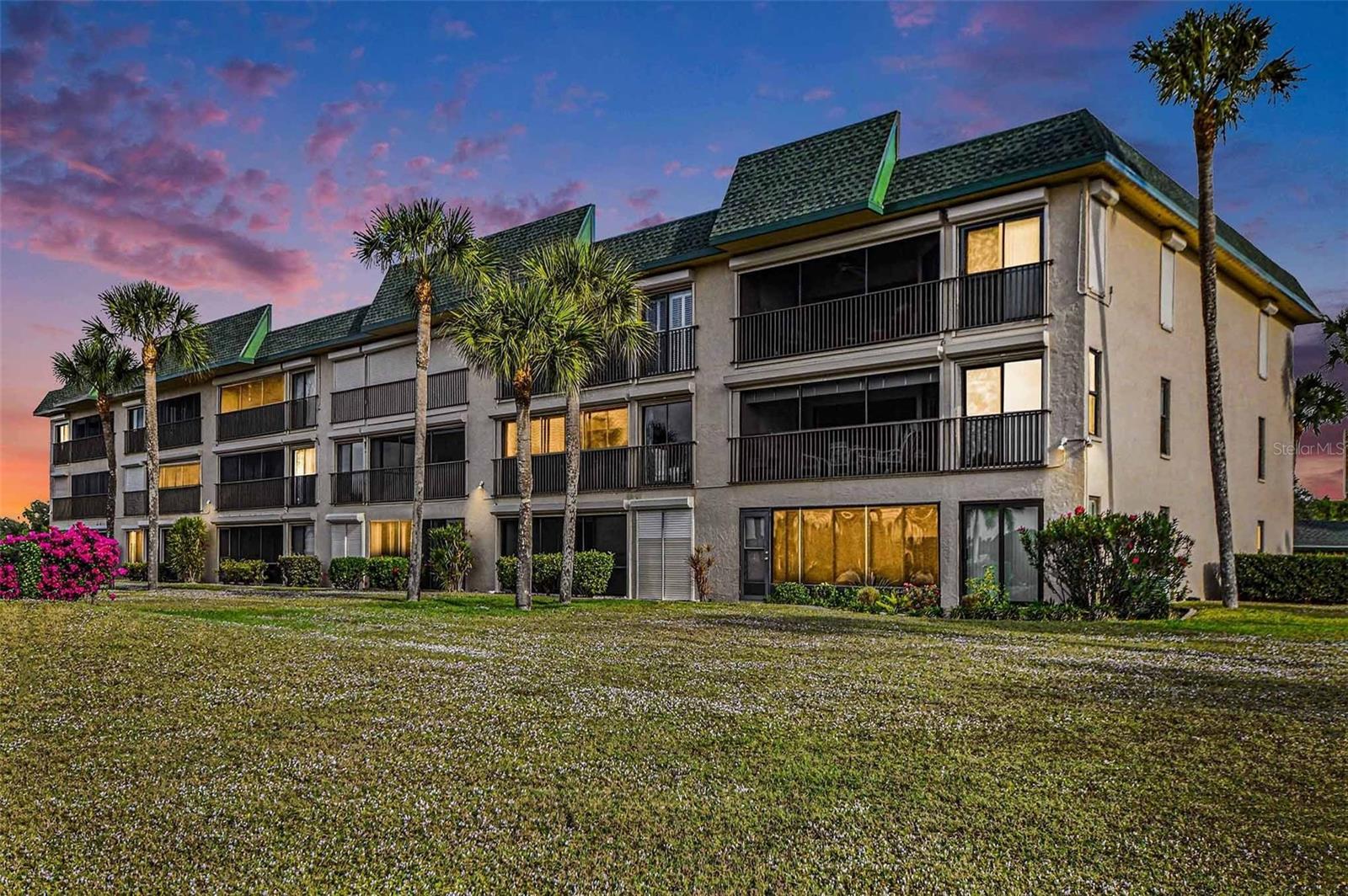 BANYAN POINT PH 02 - Residential