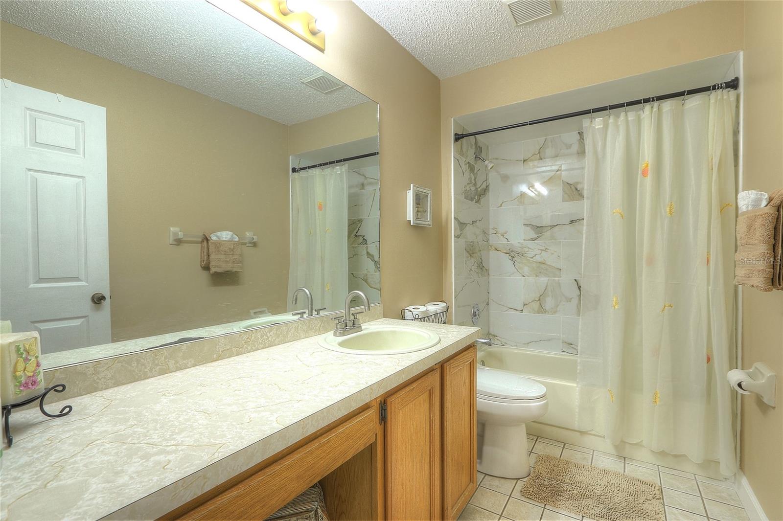 RANDOM OAKS PH I - Residential