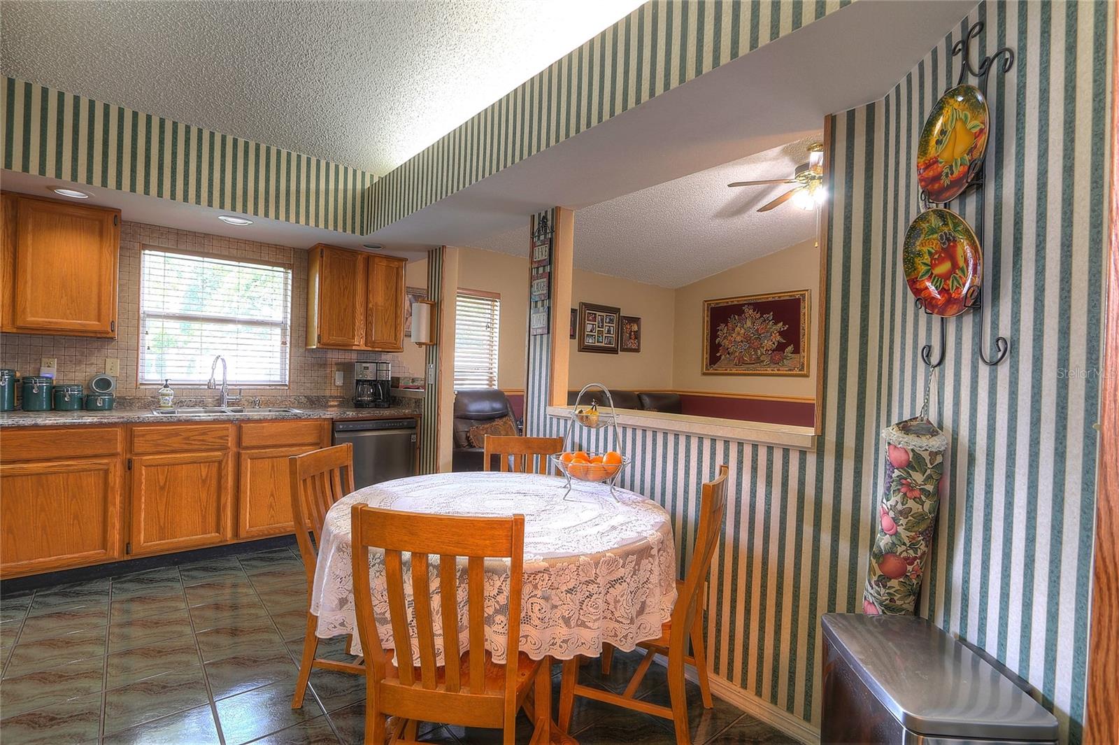 RANDOM OAKS PH I - Residential