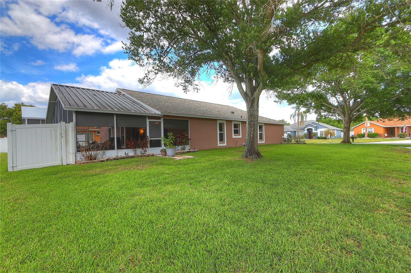 RANDOM OAKS PH I - Residential