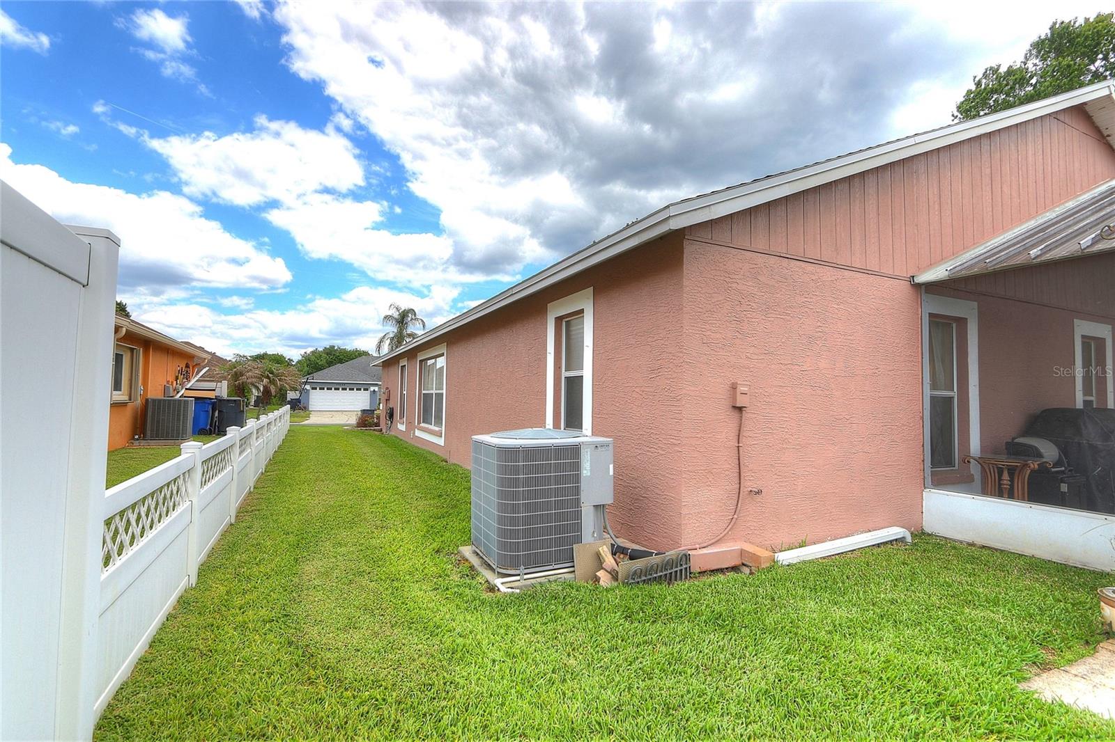 RANDOM OAKS PH I - Residential