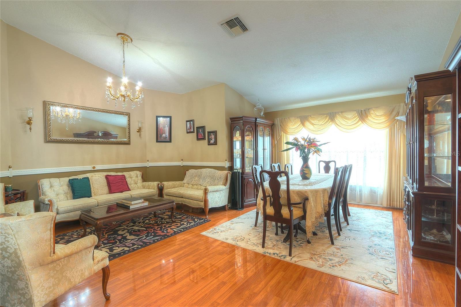 RANDOM OAKS PH I - Residential