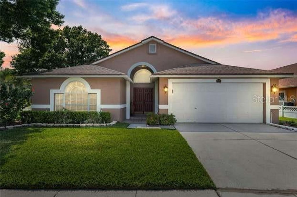 Photo of 11561 Wellman Drive, Riverview, FL 33578 (MLS # TB8501734)