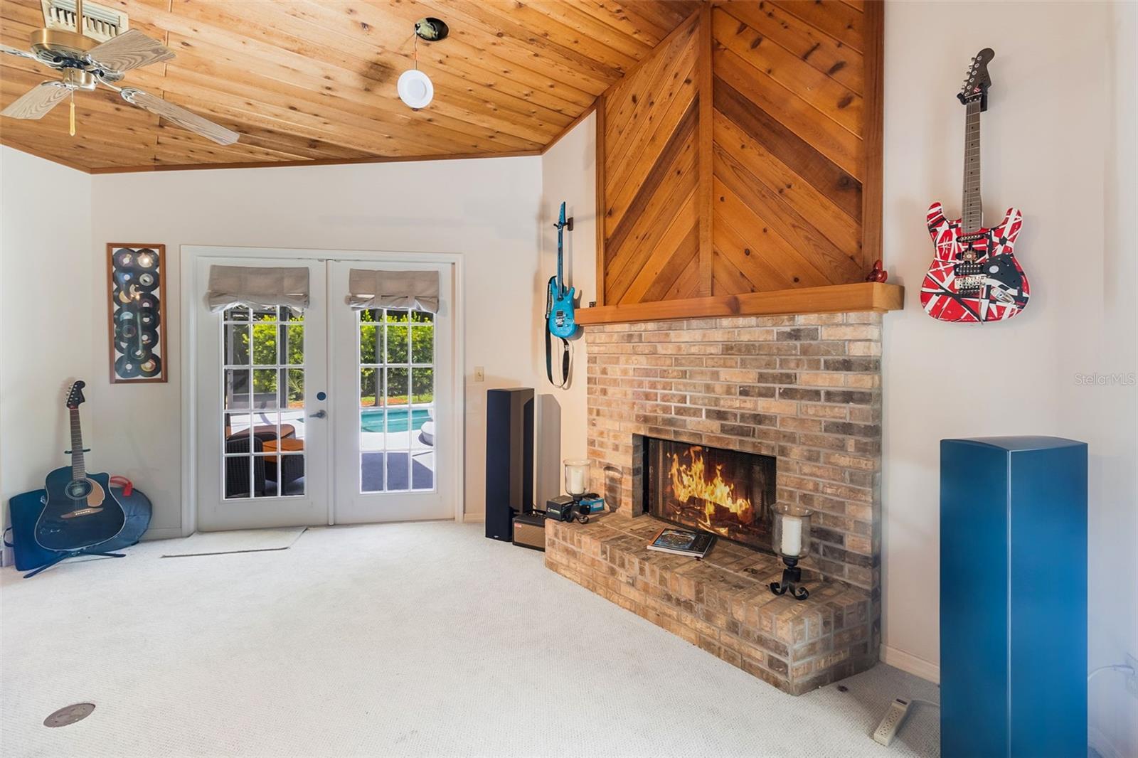 WEST MEADOWS - Residential Income