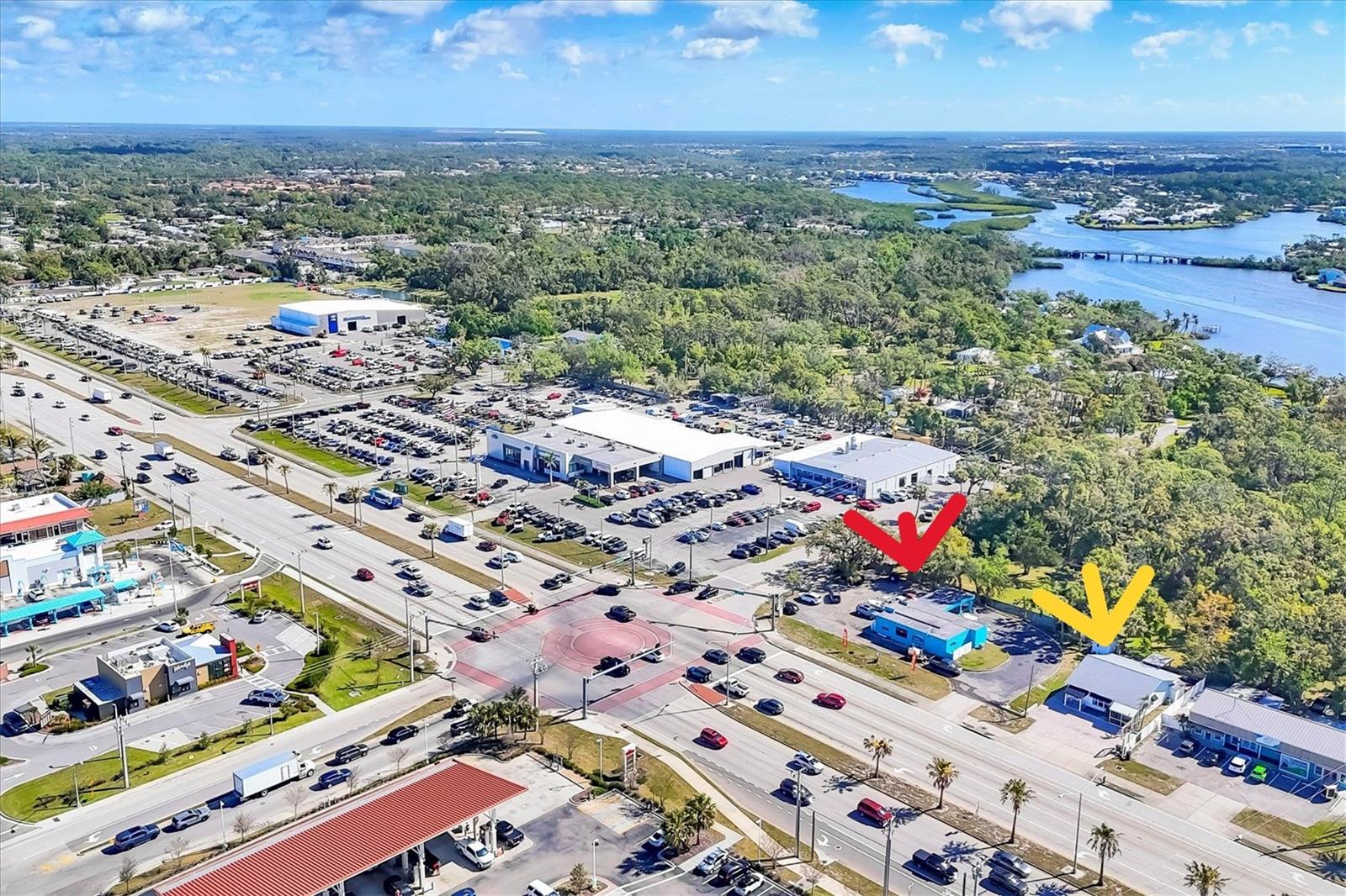 101 S TAMIAMI TRAIL S